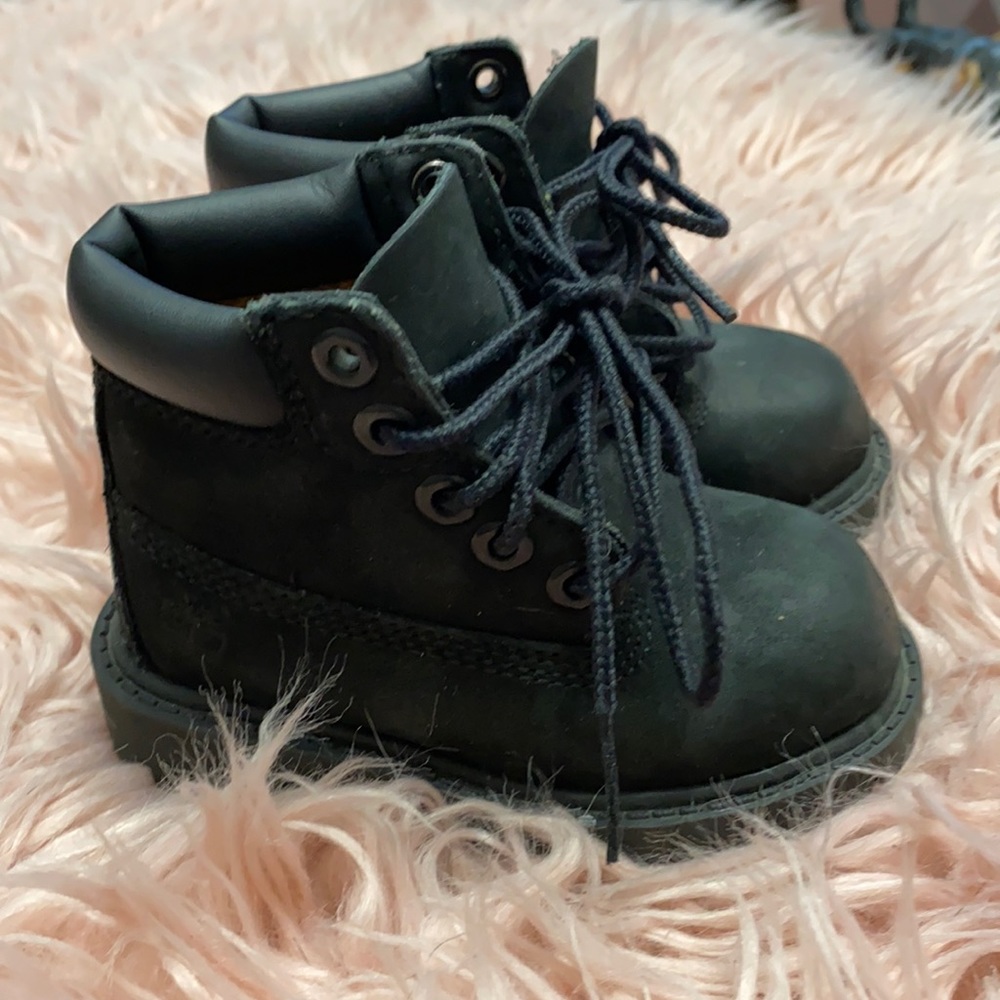 Gently Worn toddler Timberlands, size 4